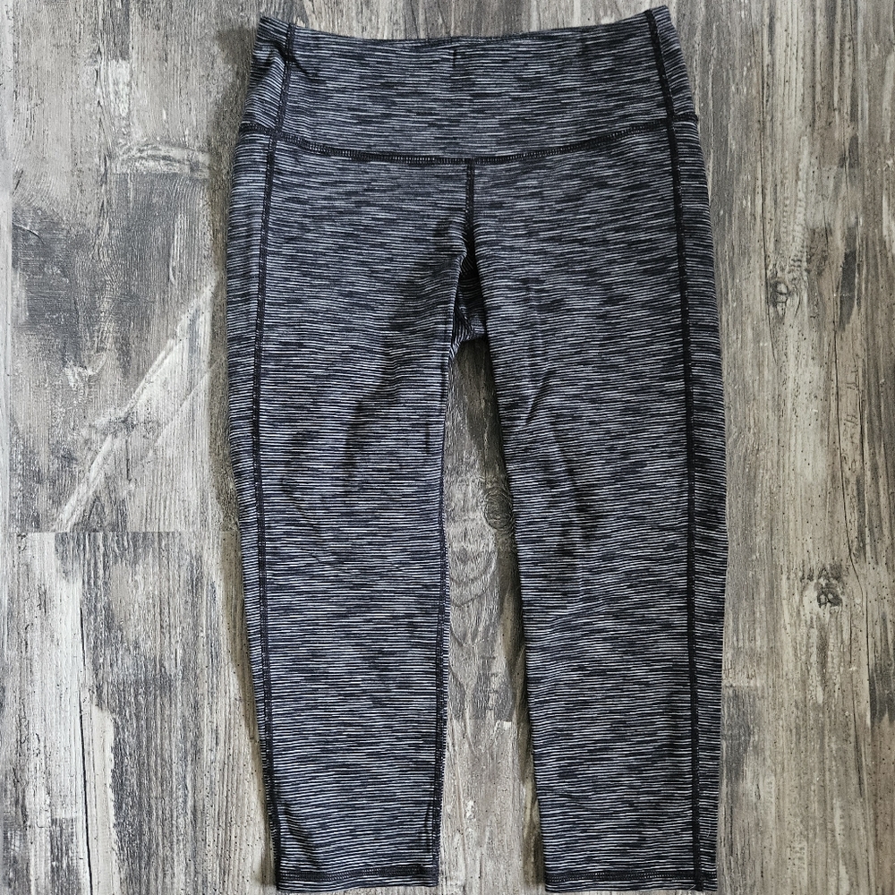 Athleta Black and White Striped Cropped Leggings, Size S